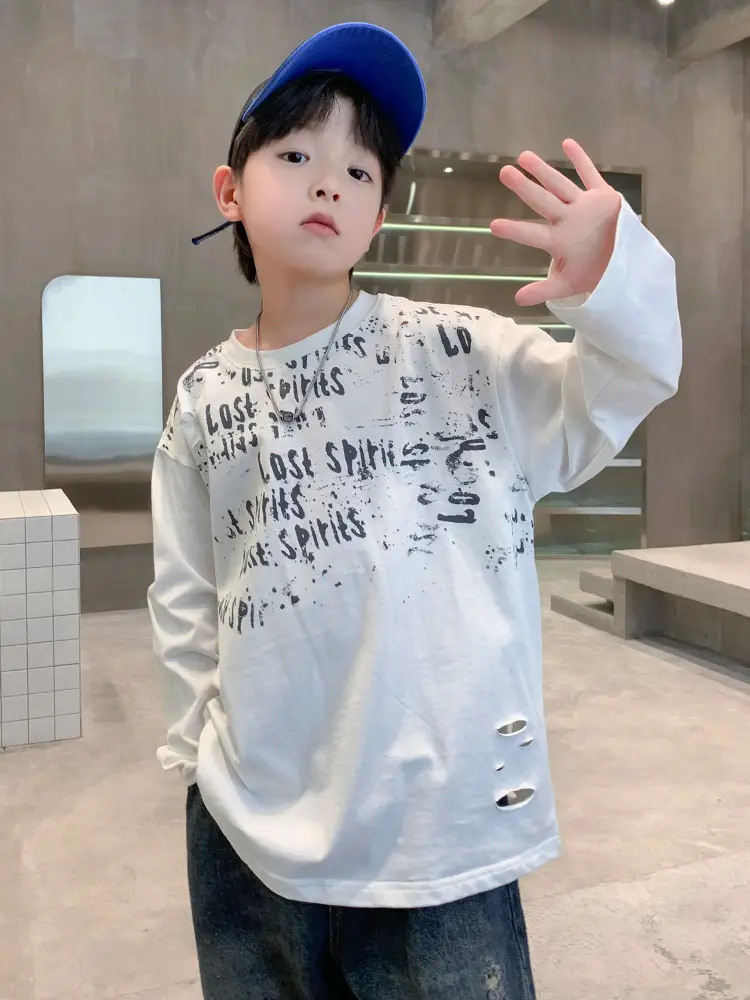 New Boys' Long Sleeve Printed T-Shirt Medium to XL - Image 5