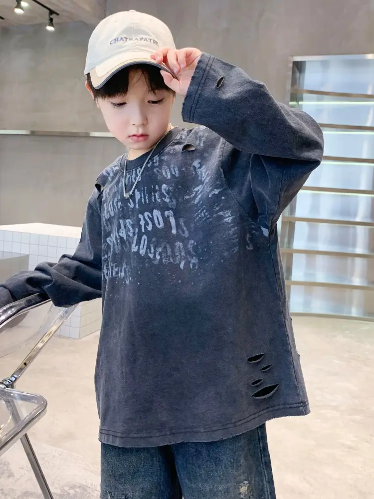 New Boys' Long Sleeve Printed T-Shirt Medium to XL - Image 7