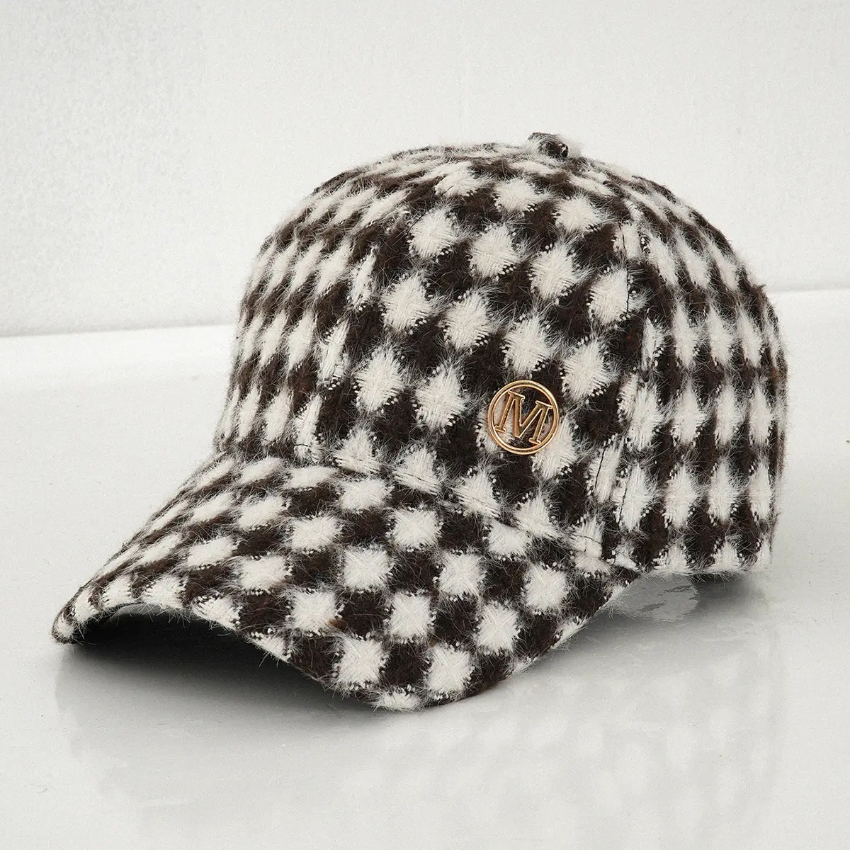 Men Winter Checkered Cap Black White Metal Logo