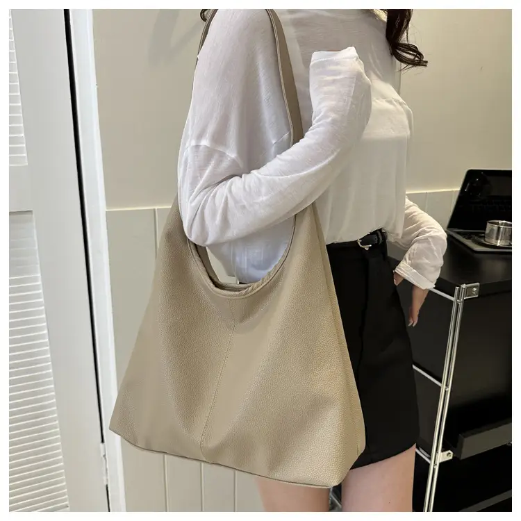 Black Soft Leather Armpit Shoulder Bag for Women — feature 2