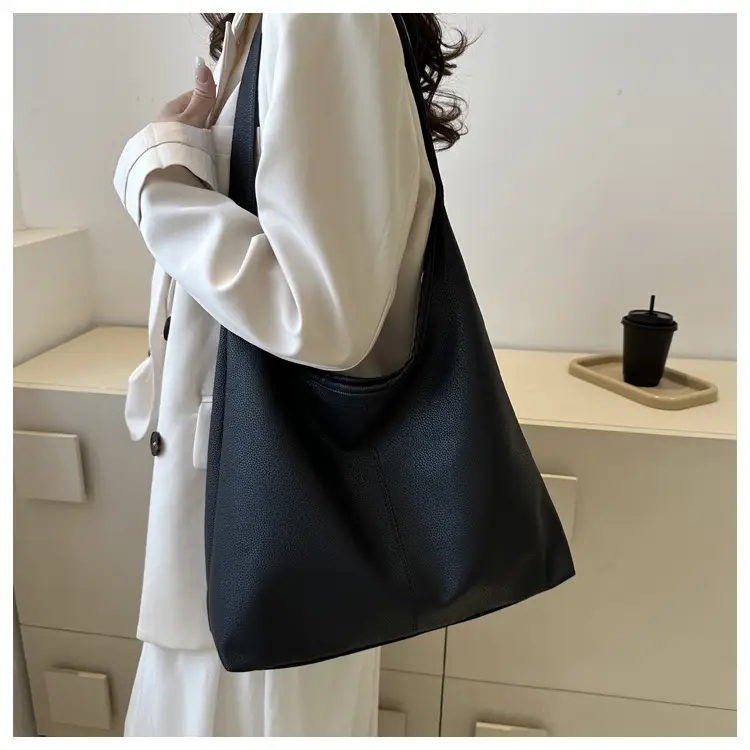 Black Soft Leather Armpit Shoulder Bag for Women — feature 7