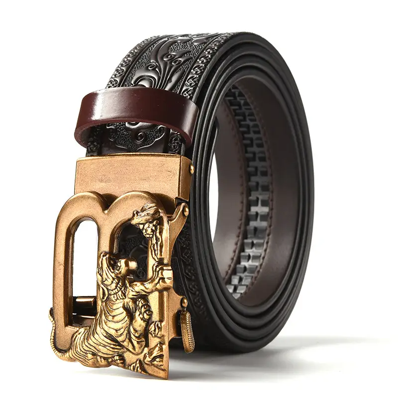 Men's Leather Belt with Gold Carved Buckle - Image 6