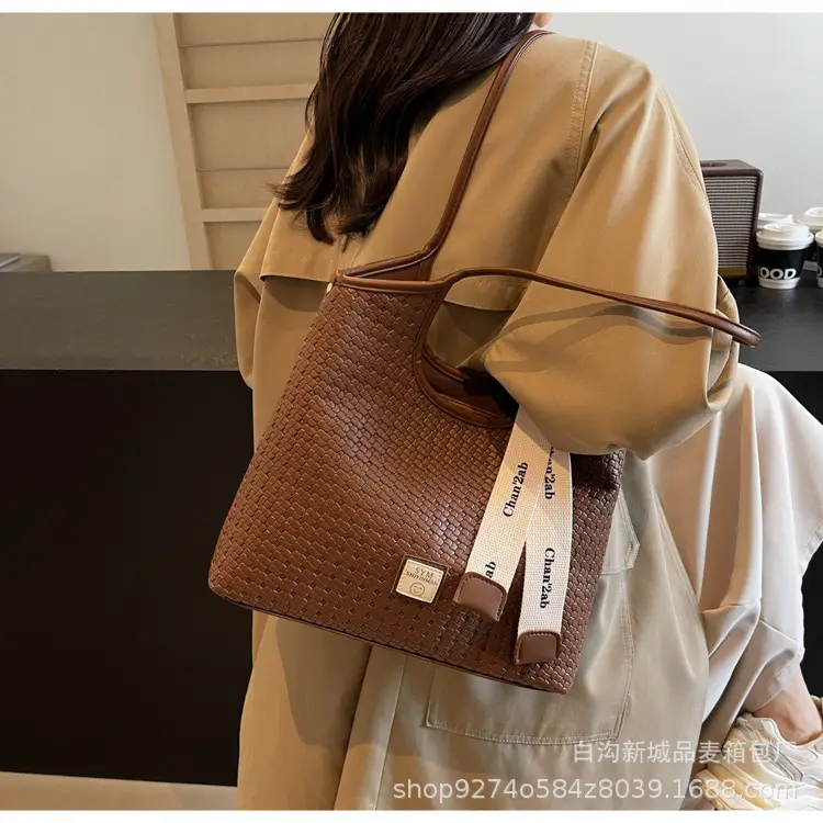 Women Woven Tote Bag Black Large Capacity 2026 — feature 19