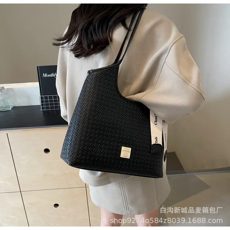 Women Woven Tote Bag Black Large Capacity 2026 — feature 24
