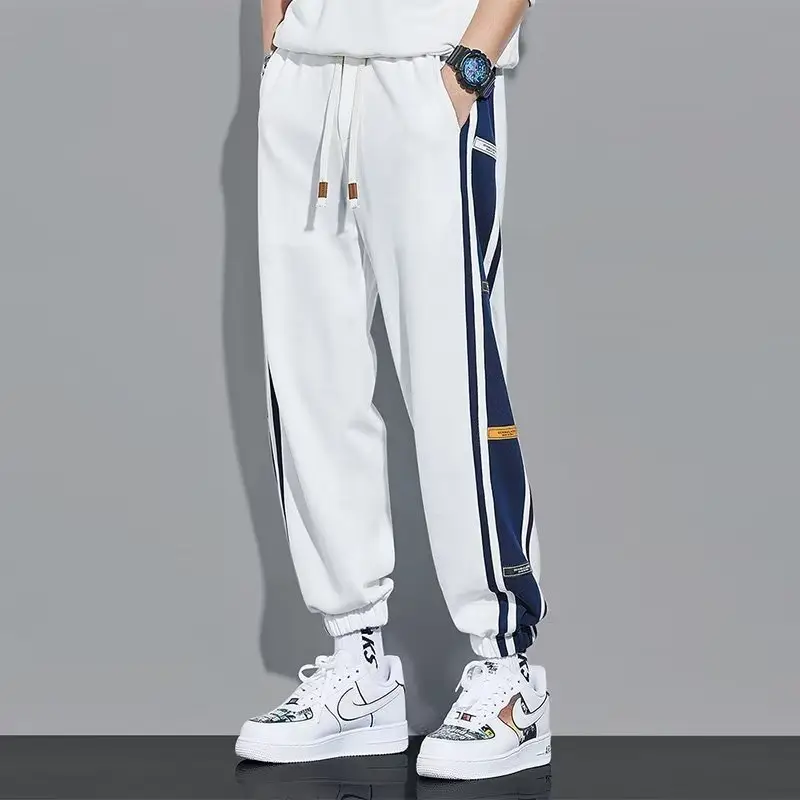 Men Fleece Lined Casual Trousers White Blue Stripes — feature 4