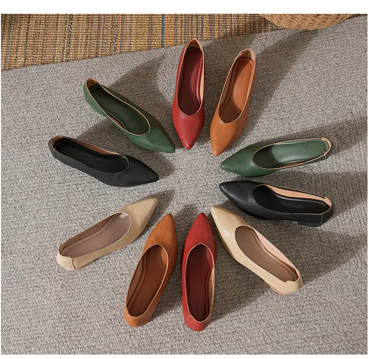 Soft Leather Granny Shoes with Chunky Heels and Pointed Toes, Women's Mid-Heel Shoes, 2024 New Spring and Autumn Versatile Soft Leather Shallow High Heels — feature 9