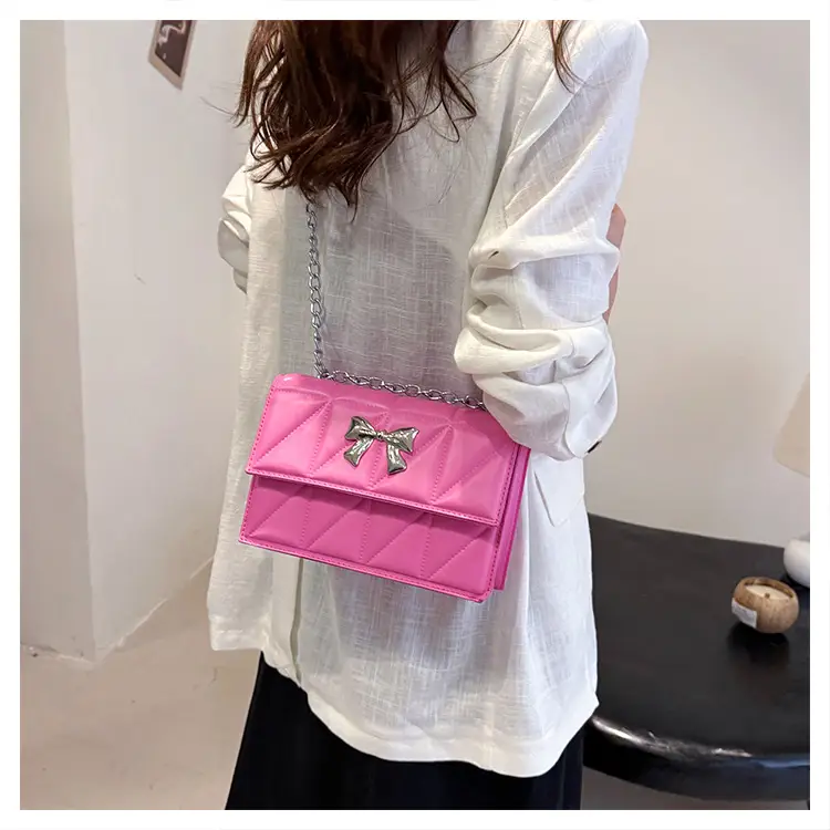 Blue Rhombic Chain Shoulder Bag 2024 New Style — feature 14