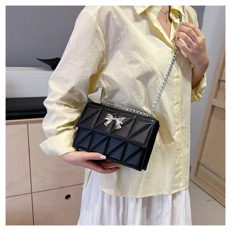 Blue Rhombic Chain Shoulder Bag 2024 New Style — feature 18