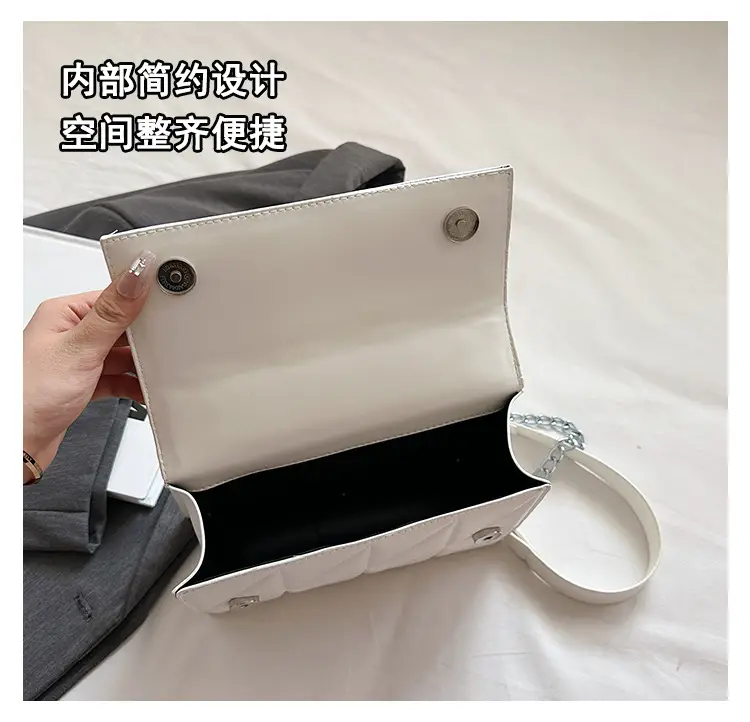 Blue Rhombic Chain Shoulder Bag 2024 New Style — feature 8