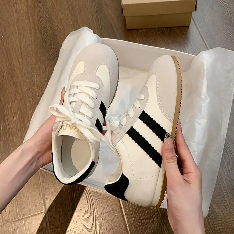 Vintage Women's Flat Training Shoes 2024 Autumn Non-slip Soft Sole - Image 2