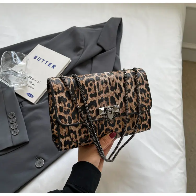 Leopard Print 2024 Women's Chain Shoulder Bag — feature 21