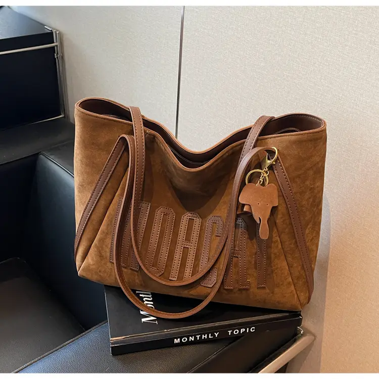 High-End Retro Brown Shoulder Bag for Women 2026 — feature 13