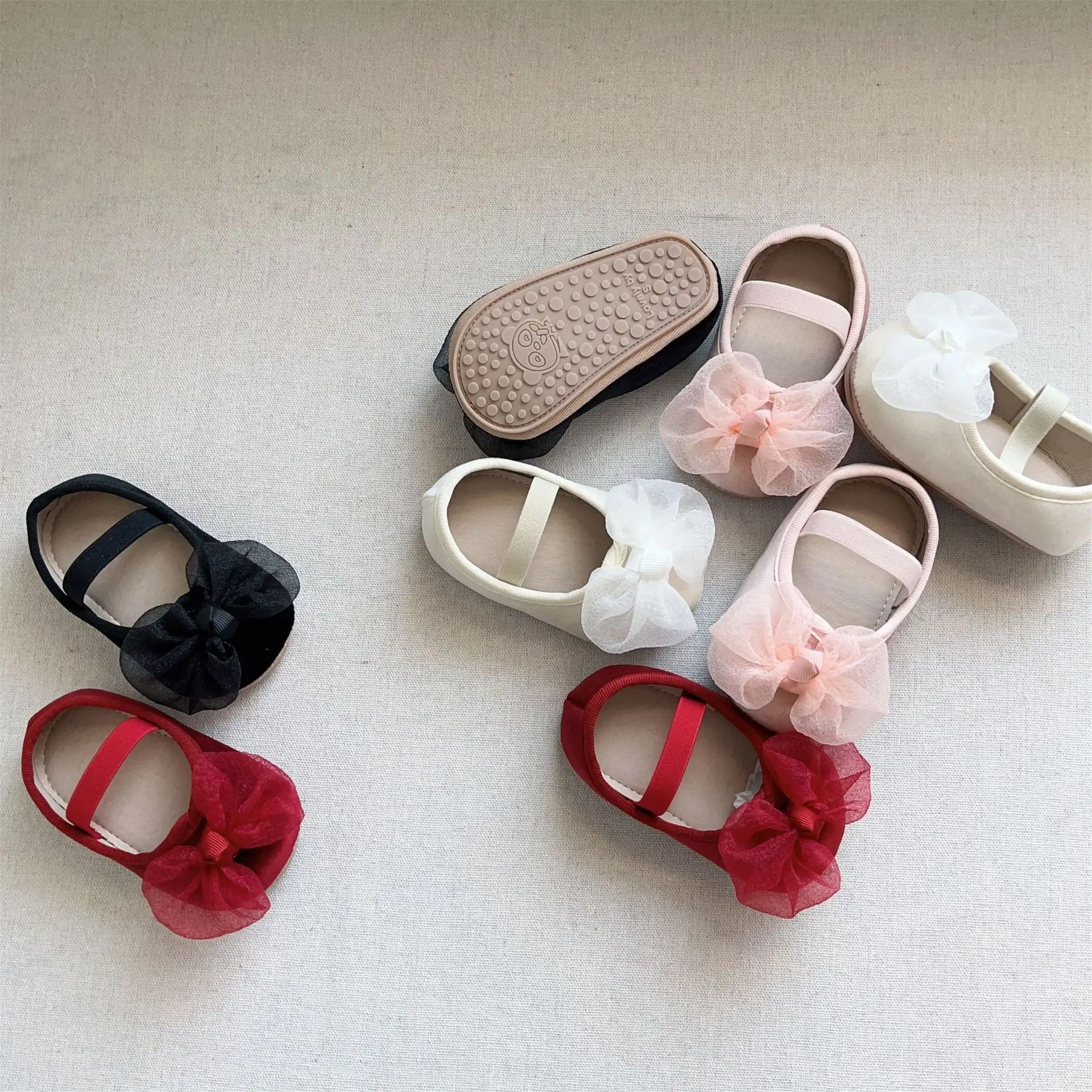 Red Bow Baby Shoes for Kids Non-Slip Elastic — feature 3