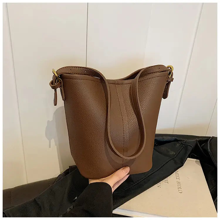 Women's Beige Crossbody Bag for Summer Commute — feature 13