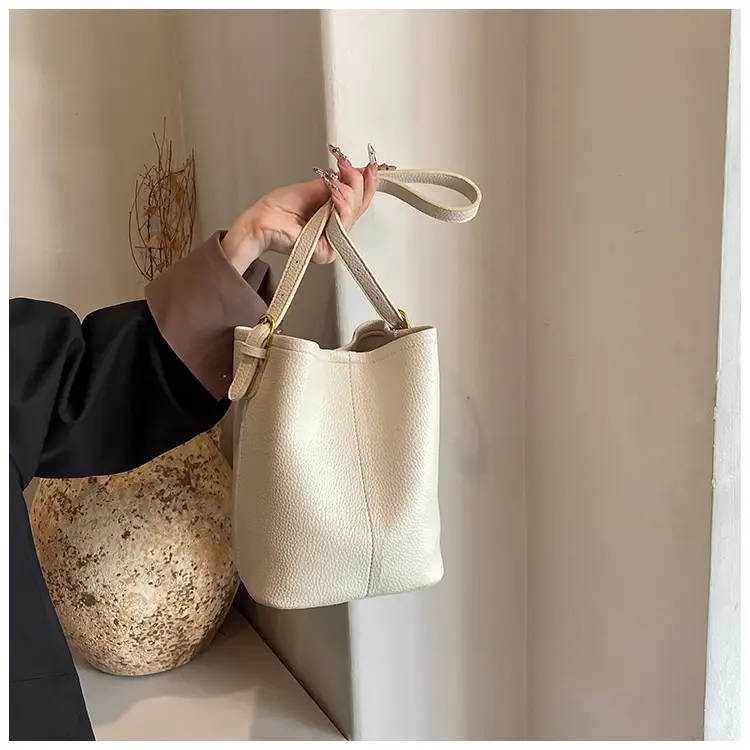 Women's Beige Crossbody Bag for Summer Commute — feature 15