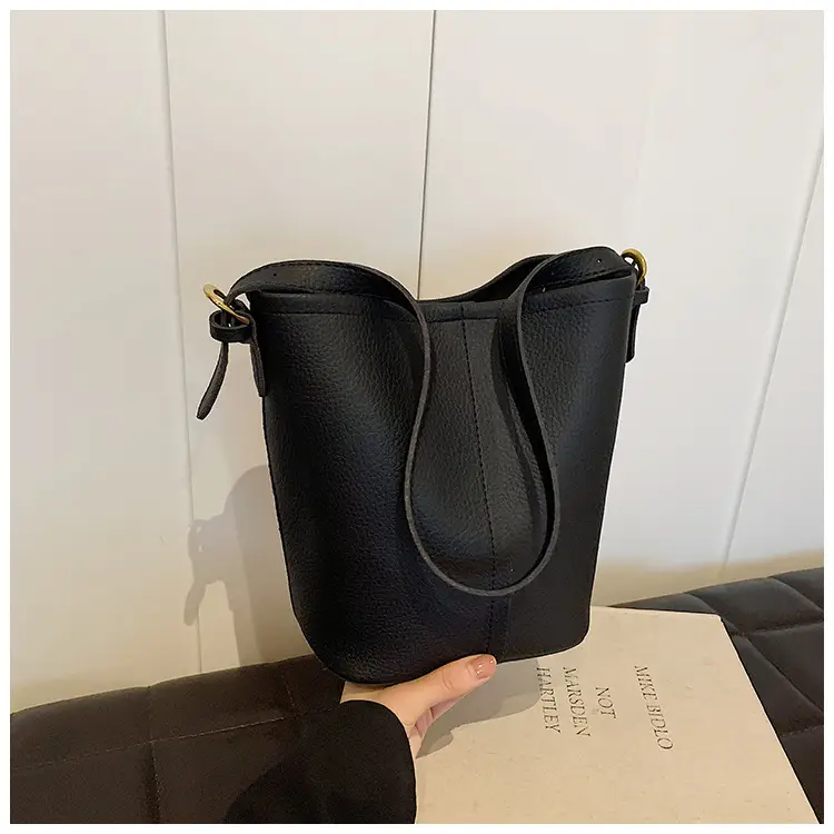 Women's Beige Crossbody Bag for Summer Commute — feature 17