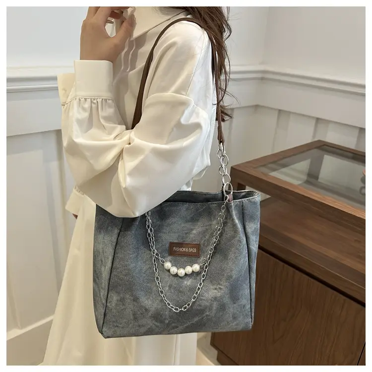 Women's Grey Leather Shoulder Bag with Pearl Accents — feature 12