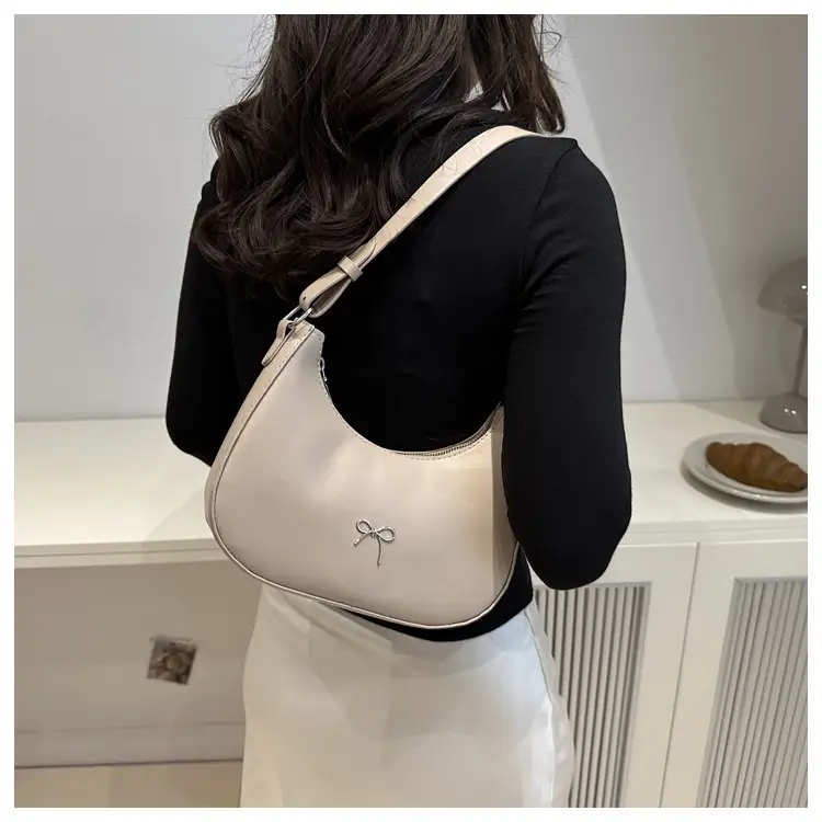 Women's White Crescent Shoulder Bag 2024 Autumn — feature 14