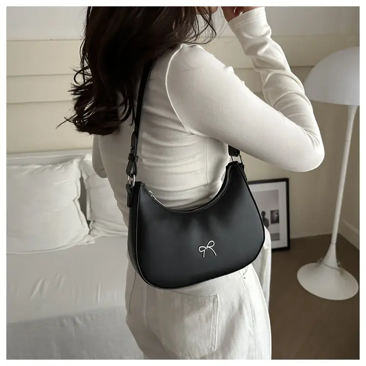 Women's White Crescent Shoulder Bag 2024 Autumn — feature 9