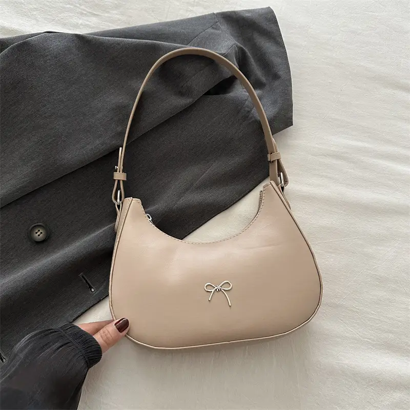 Women's White Crescent Shoulder Bag 2024 Autumn - Image 4