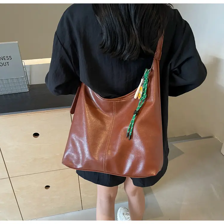 Vintage Women's Shoulder Tote Bag 2024 Large Capacity Brown — feature 19