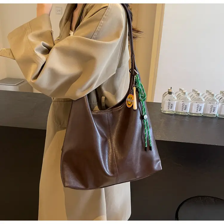 Vintage Women's Shoulder Tote Bag 2024 Large Capacity Brown — feature 25