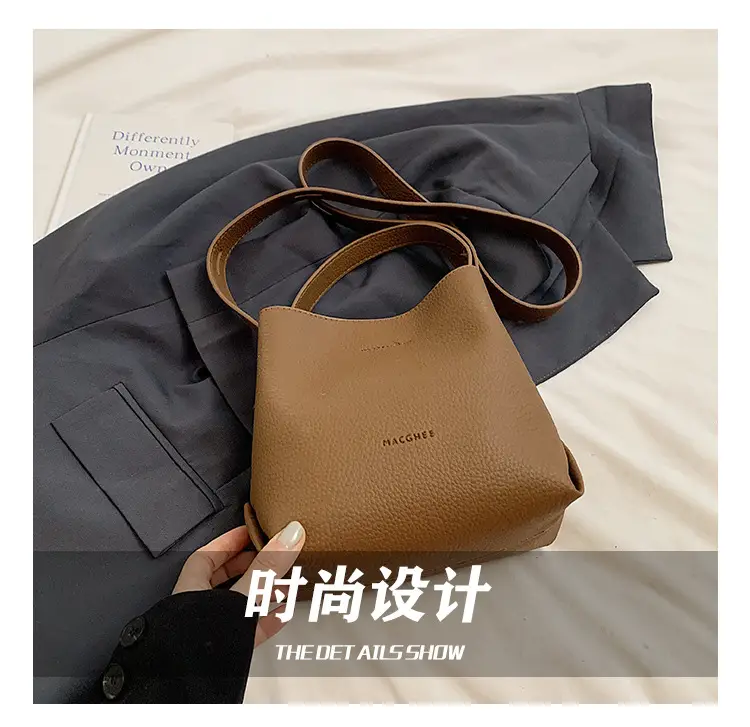 Black Retro Shoulder Bag for Women Autumn Winter 2023 — feature 10