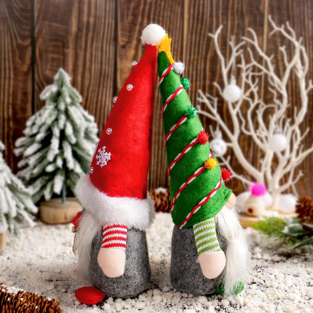 Christmas Gnome Doll Red Green Decorative Posture Faceless Old Man Dwarf Doll - Image 3