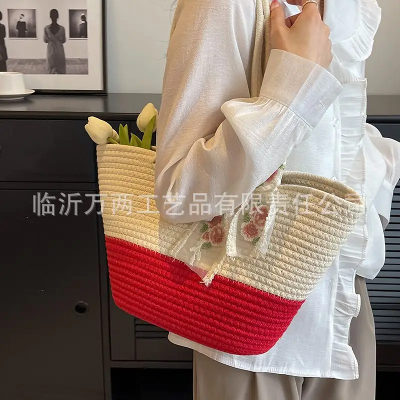 Women's Red Beige Woven Crossbody Bag 2024 - Image 2