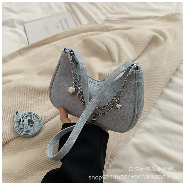 Silver French Commuter Chain Crossbody Bag for Women - Image 3