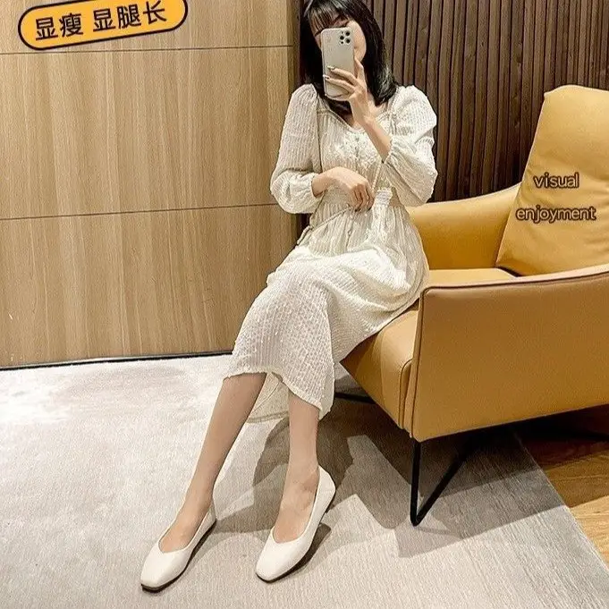 Women's Beige Leather Slip-On Flats 2024 — feature 1
