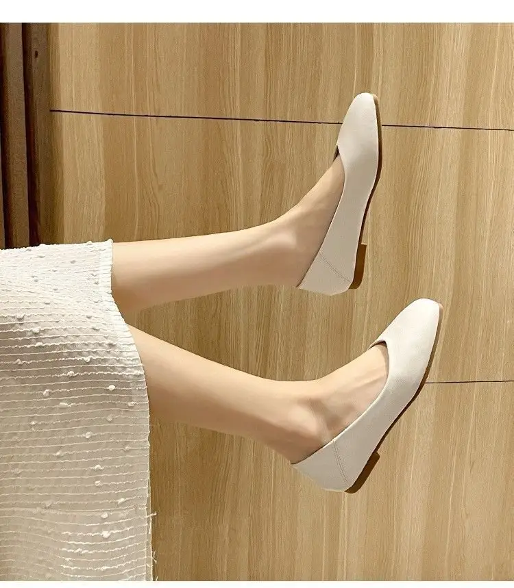 Women's Beige Leather Slip-On Flats 2024 — feature 7
