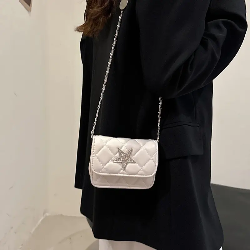Black Star Chain Crossbody Bag for Women - Image 6
