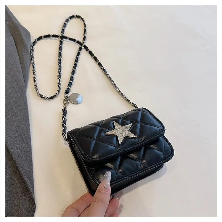 Black Star Chain Crossbody Bag for Women — feature 28