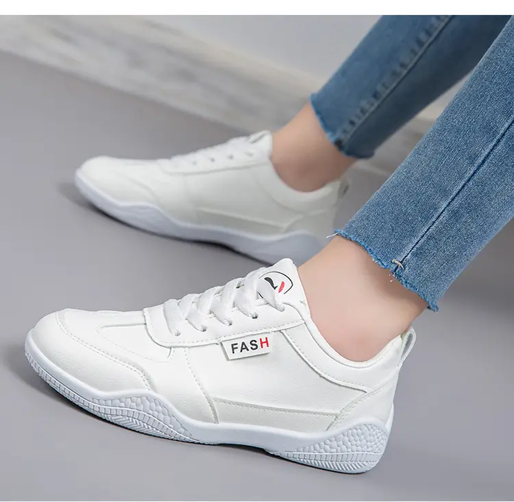 2026 New Spring Leather White Shoes for Women, Korean Style Versatile Casual Shoes, Soft-Soled Breathable Sports Running Shoes — feature 17