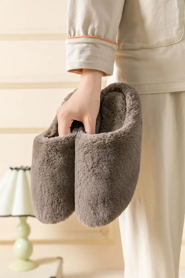Autumn and winter soft bottom mute fleece-lined home indoor household poop warm plush cotton slippers for women — feature 11