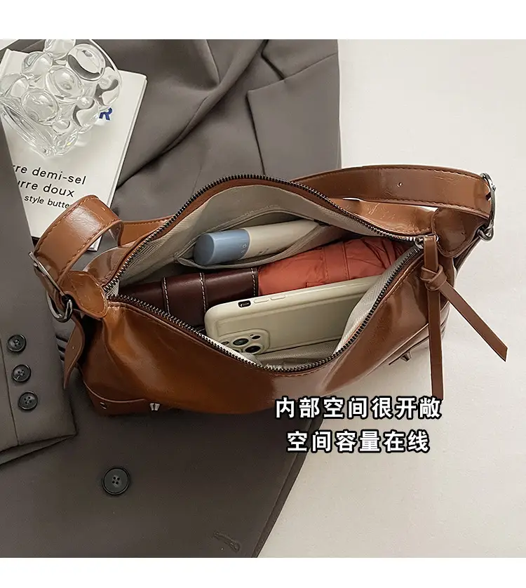 2024 Women's White Shoulder Crossbody Bag with Metal Buckle — feature 6