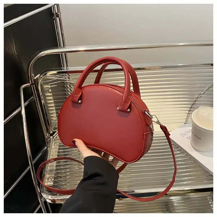 Korean Style Black Textured Shoulder Crossbody Bag 2024 — feature 13