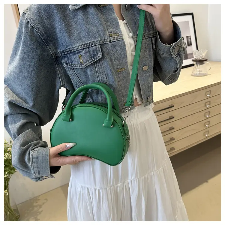 Korean Style Black Textured Shoulder Crossbody Bag 2024 — feature 26