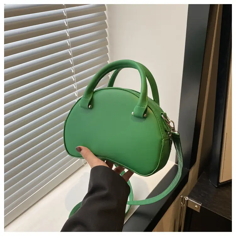 Korean Style Black Textured Shoulder Crossbody Bag 2024 - Image 5