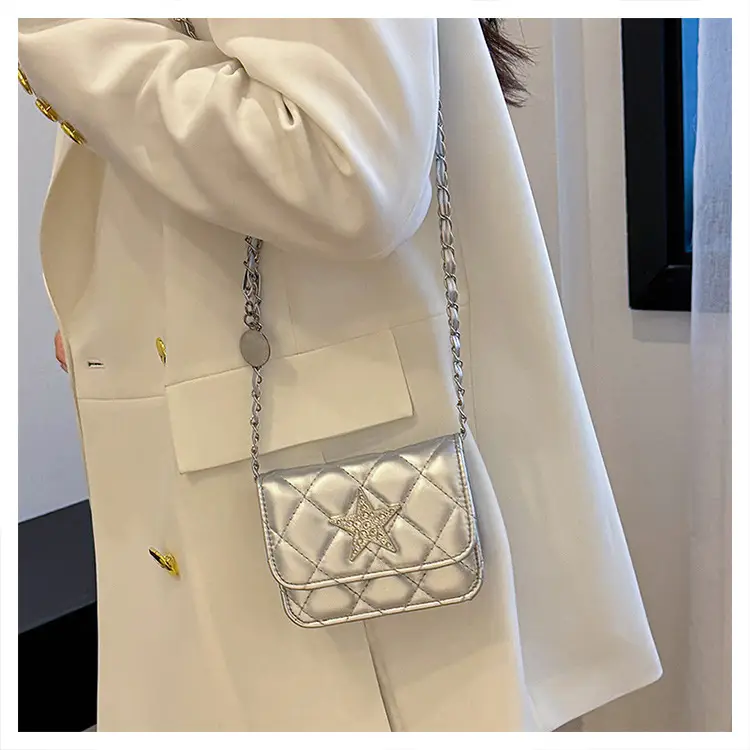 Mini Rhomboid Chain Bag with Star Diamond Design — feature 14