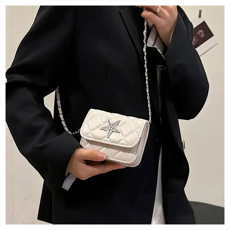 Mini Rhomboid Chain Bag with Star Diamond Design — feature 17