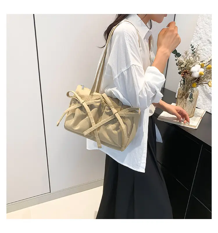 Pink Bow Shoulder Bag for Women Large Capacity Casual Commuter — feature 32