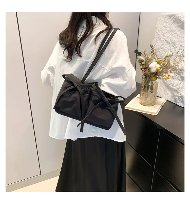 Pink Bow Shoulder Bag for Women Large Capacity Casual Commuter — feature 40