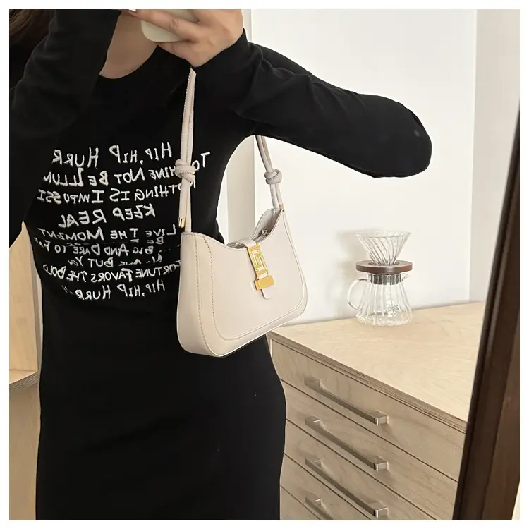 Beige French Niche Shoulder Crossbody Bag 2024 — feature 13
