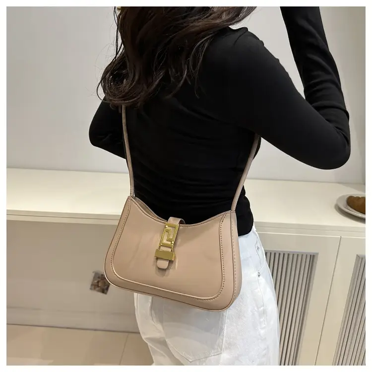 Beige French Niche Shoulder Crossbody Bag 2024 — feature 16