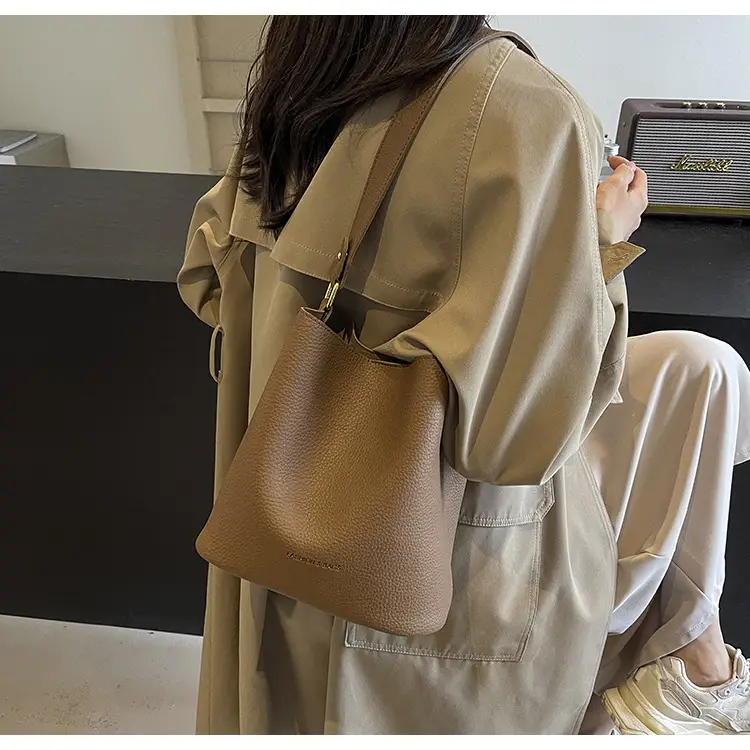 2024 Litchi Pattern Bucket Bag Women Tan — feature 19