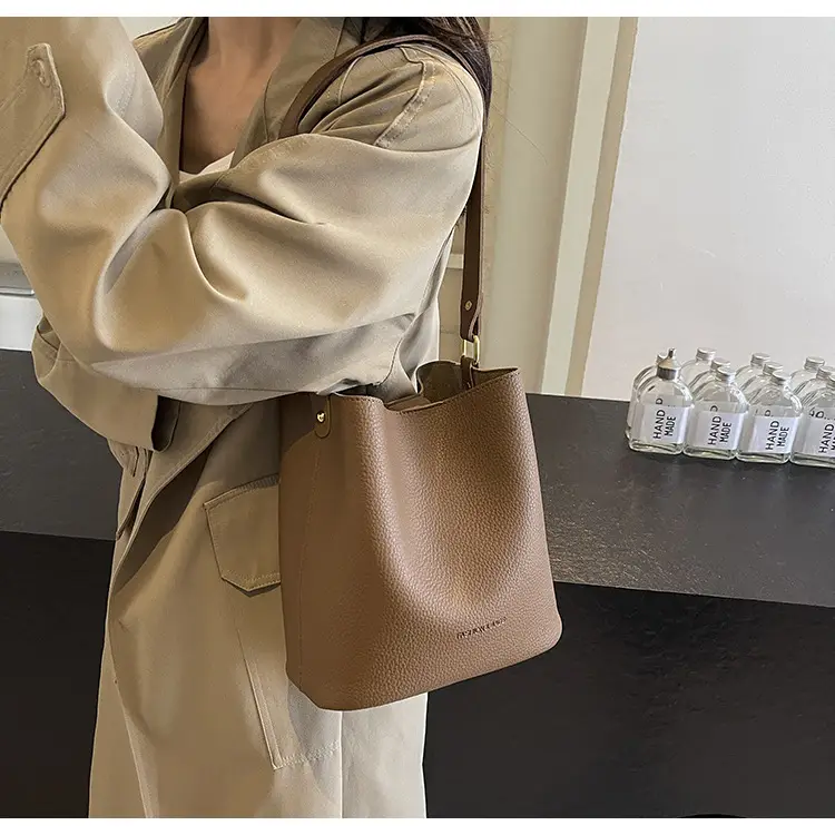 2024 Litchi Pattern Bucket Bag Women Tan — feature 20