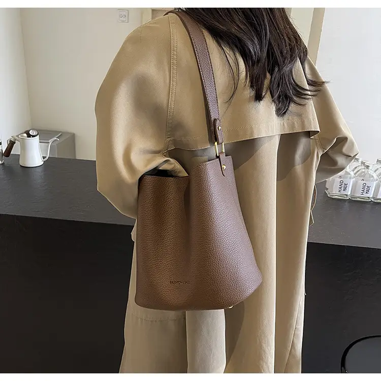 2024 Litchi Pattern Bucket Bag Women Tan — feature 24