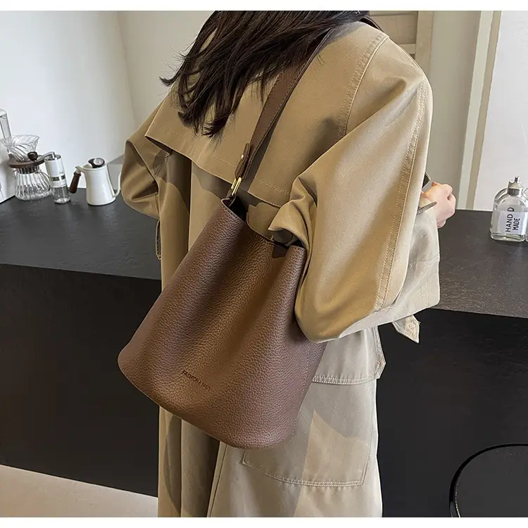 2024 Litchi Pattern Bucket Bag Women Tan — feature 27